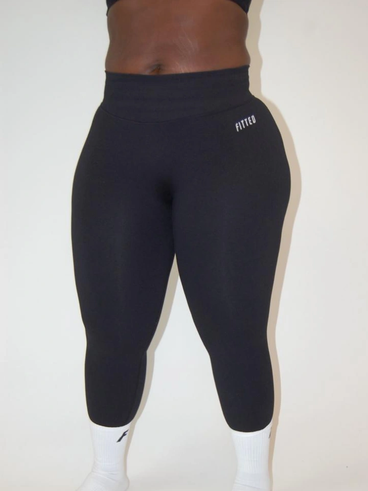 Onyx Black Legging